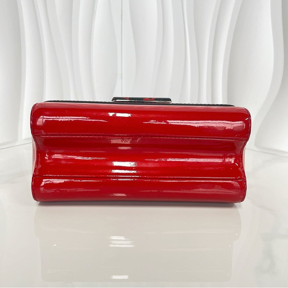 Louis Vuitton Red Patent Leather Twist Bag - Picture 6 of 12